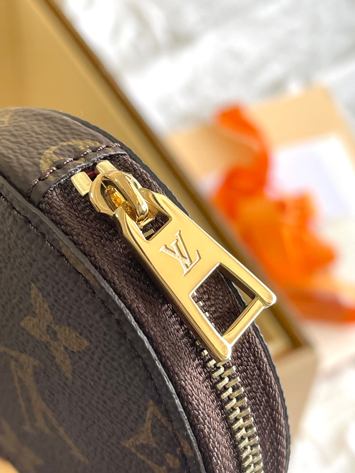 LV Shopping Bags